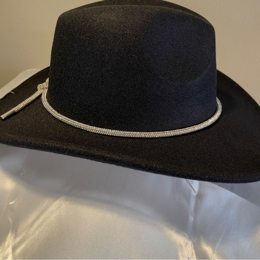 Black Crystal Cowboy Hat – Full Rhinestone Band, Beyoncé-Level Sparkle! NWT✨ - Picture 13 of 16